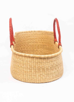 Handwoven Moses Basket with Red Leather Handles – Natural Baby Bassinet